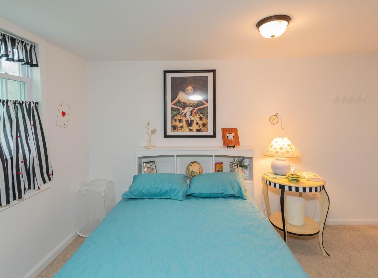 Cozy Creek Inn North Branch Экстерьер фото